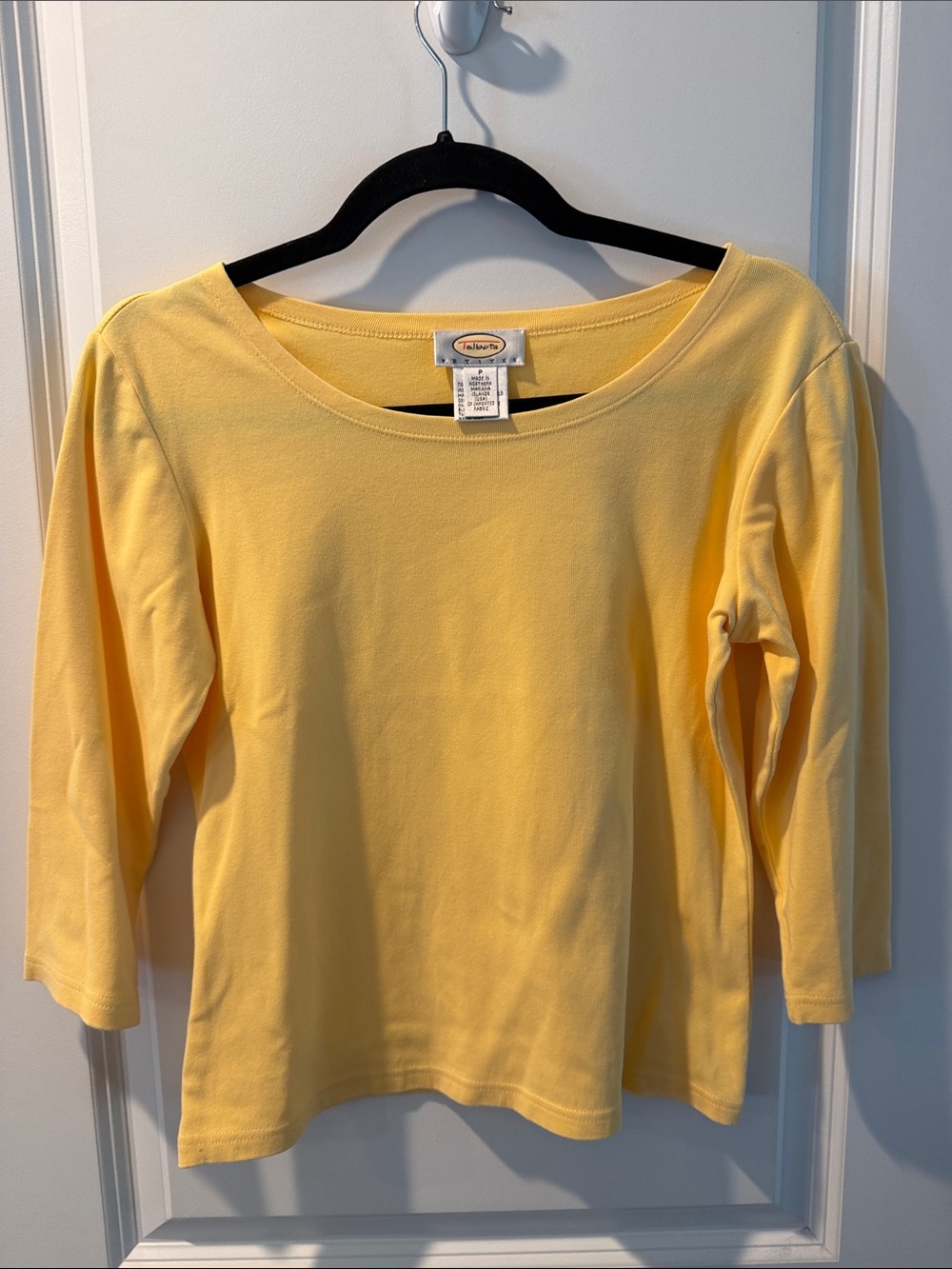 Talbots Sunny Yellow Scoop Neck 3/4 Sleeve Top